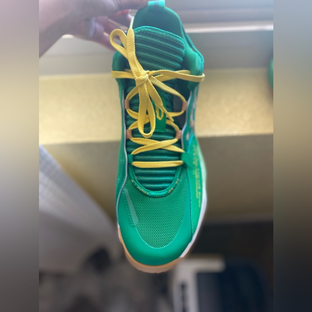Adidas dame 7X ply GCA.